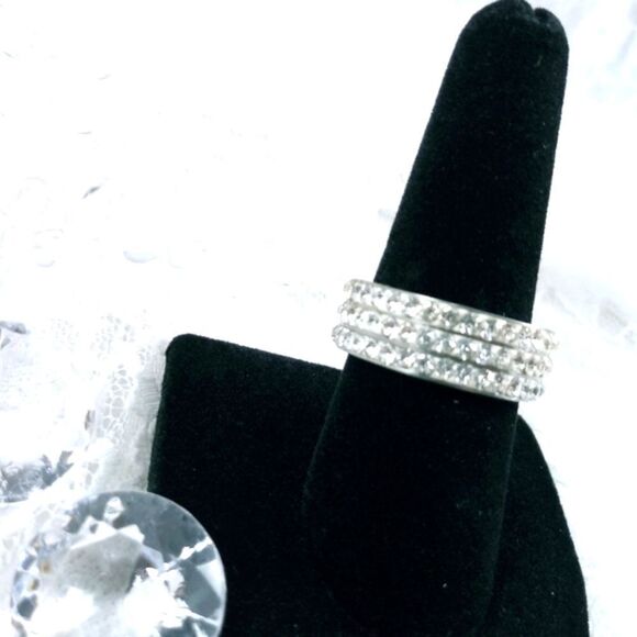 Costume Ring size 8 - Picture 3 of 16